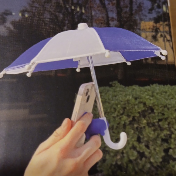 Modern Expressions Accessories - Phone Umbrella 🌂 NWT
